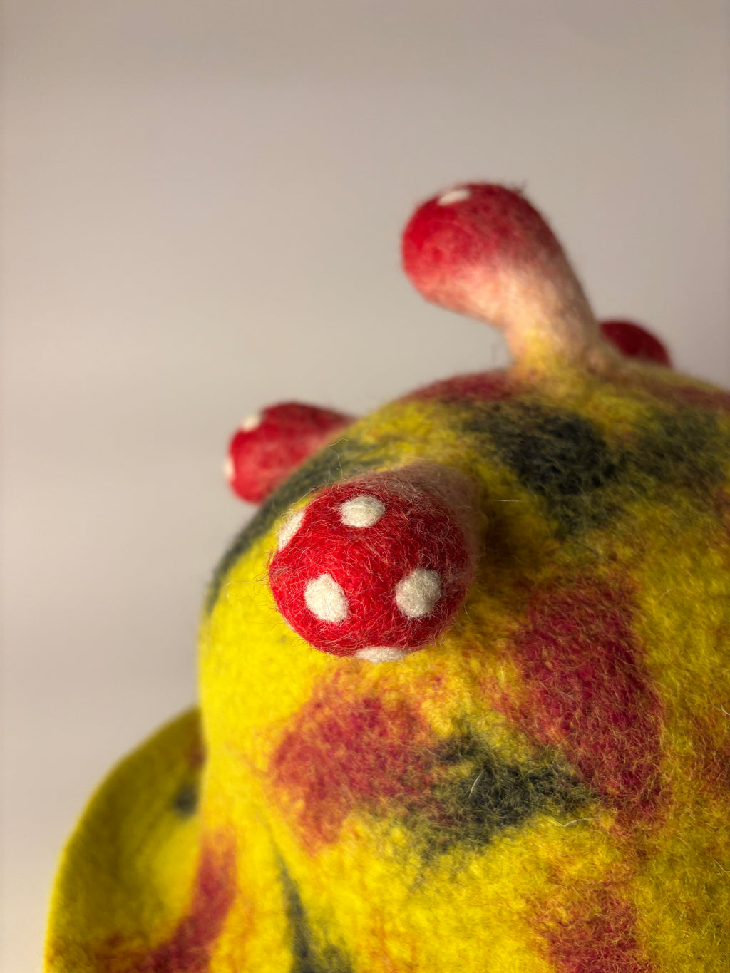 Happy Toadstool - Lemon